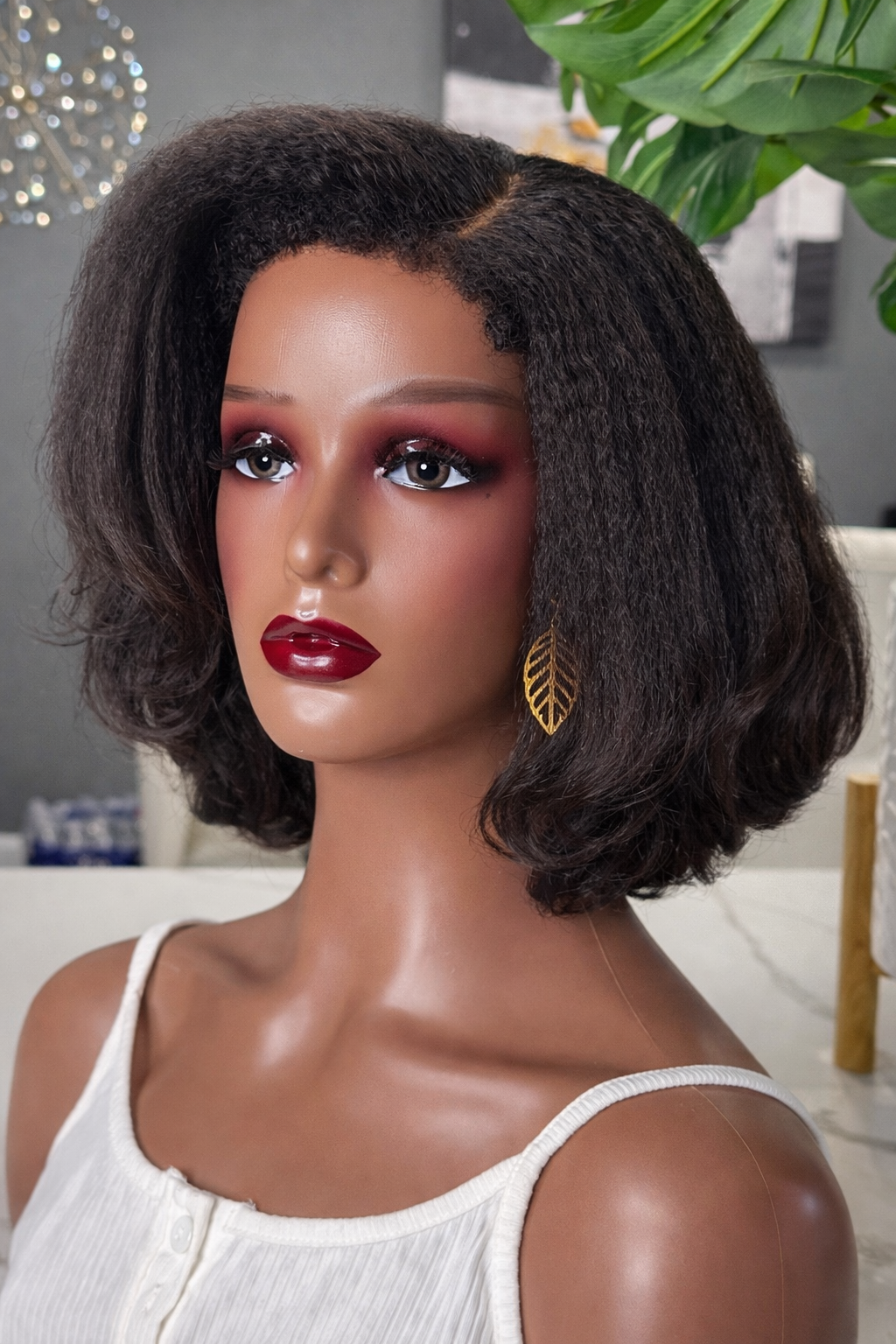 Kinky Straight 4C Edge Bob Wig (10”)